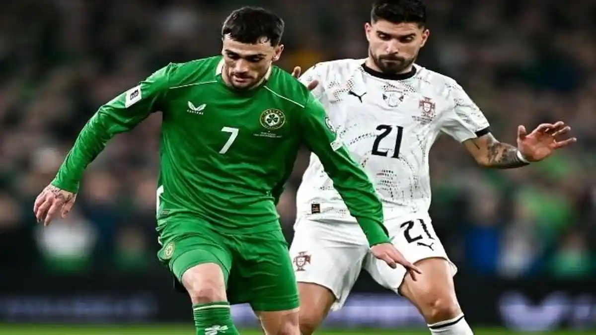 Sikut Muka Dara O’Shea, Ronaldo Dikartu Merah, Portugal Dicukur Irlandia 0-2