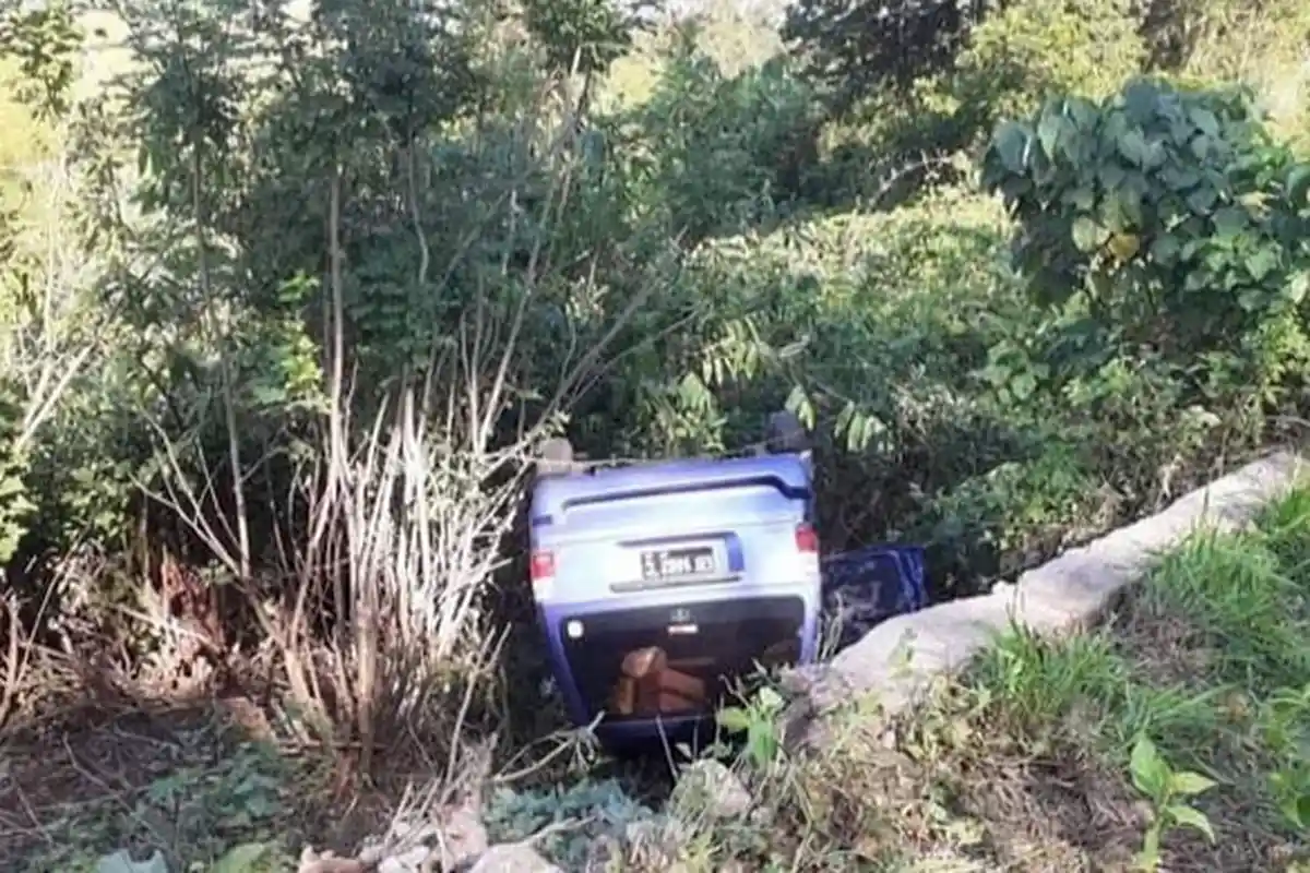 Laka di Jalan Trans Flores Sikka, 4 Orang Terluka dan Dirawat di Puskesmas