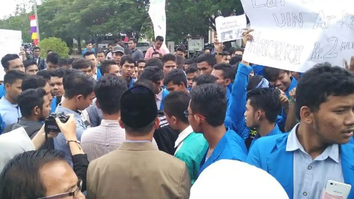 Dies Natalis UIN Ar-Raniry Diwarnai Aksi Demo Mahasiswa