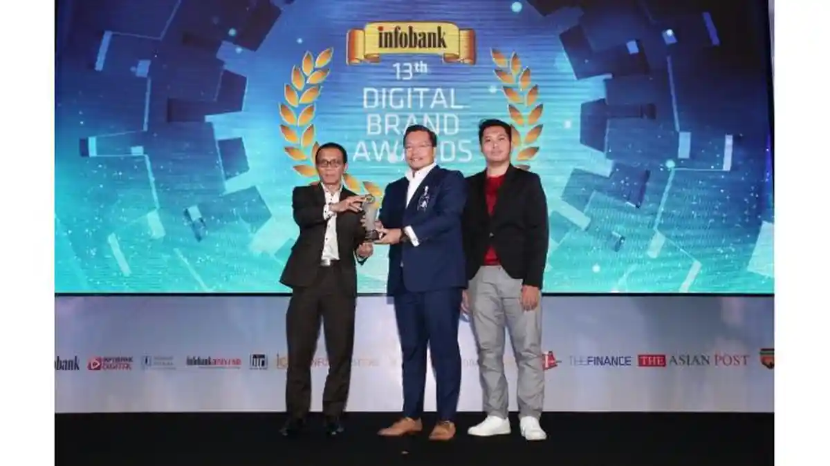 Dirut Sunarso dan BRI Borong 12 Penghargaan 13th Infobank-Isentia Digital Brand Recognition 2024