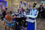 Melihat Robot Pelayan Dari Kota Mosul