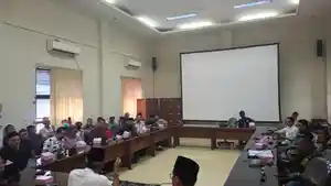 eks-pegawai-RSUD-DPRD.jpg