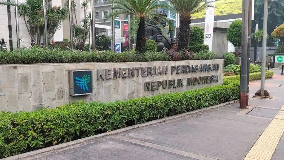 Mendag Lutfi Belum Datang ke Kantor Usai Dipanggil Jokowi dan Jelang Reshuffle Siang Nanti