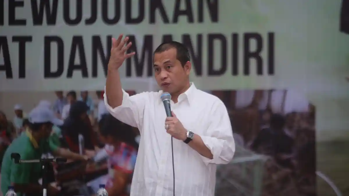 Menteri Marwan Bertemu Iwan Fals, ada Apa?