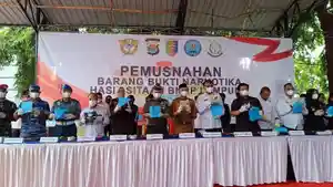 Pemusnahan-BB-sabu-oleh-BNNP-Lampung.jpg