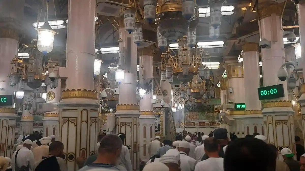 Bermunajat di Raudhah, Taman Surga Impian Setiap Jemaah Haji