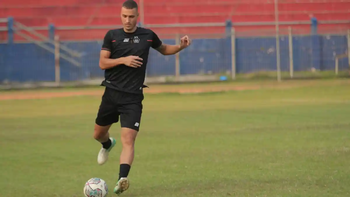 Kian Membaik, Legiun Asing Persik Arthur Felix Silva Diyakini Bisa Tampil Saat Lawan PSIS Semarang