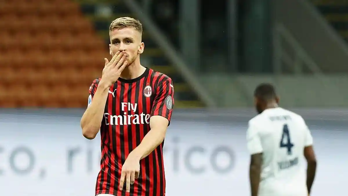 Harga Alexis Saelemaekers Melejit, AC Milan Nikmati Keuntungan Bisnis Pemain Muda