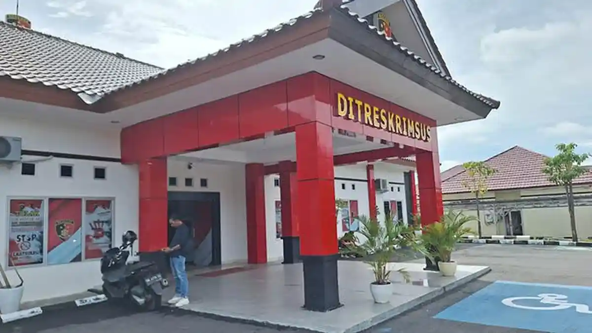 Breaking News: Hidayat Arsani Datangi Ditreskrimsus Polda Babel