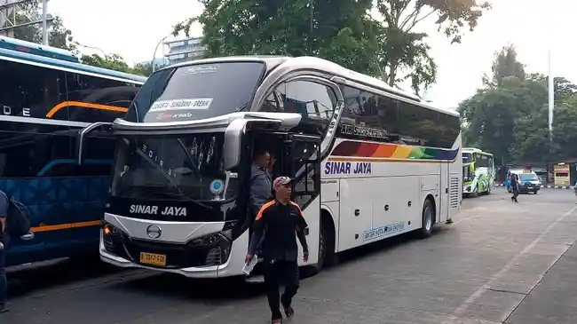 Transportasi Umum Makin Digemari untuk Liburan Akhir Tahun, Penumpang Tembus 10,1 Juta