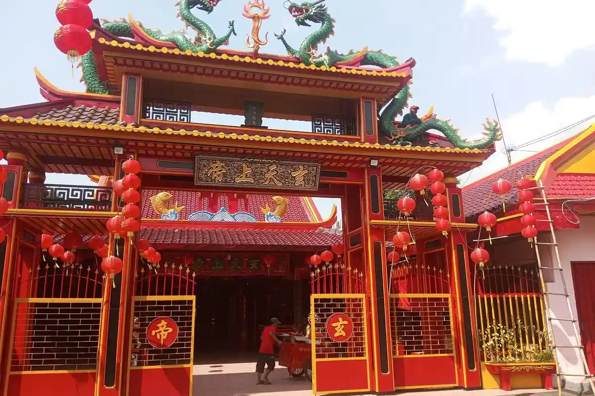 Kongco Kelenteng Tertua, Resep Obat Penyembuh dan Perekat Toleransi di Bumi Kartini 