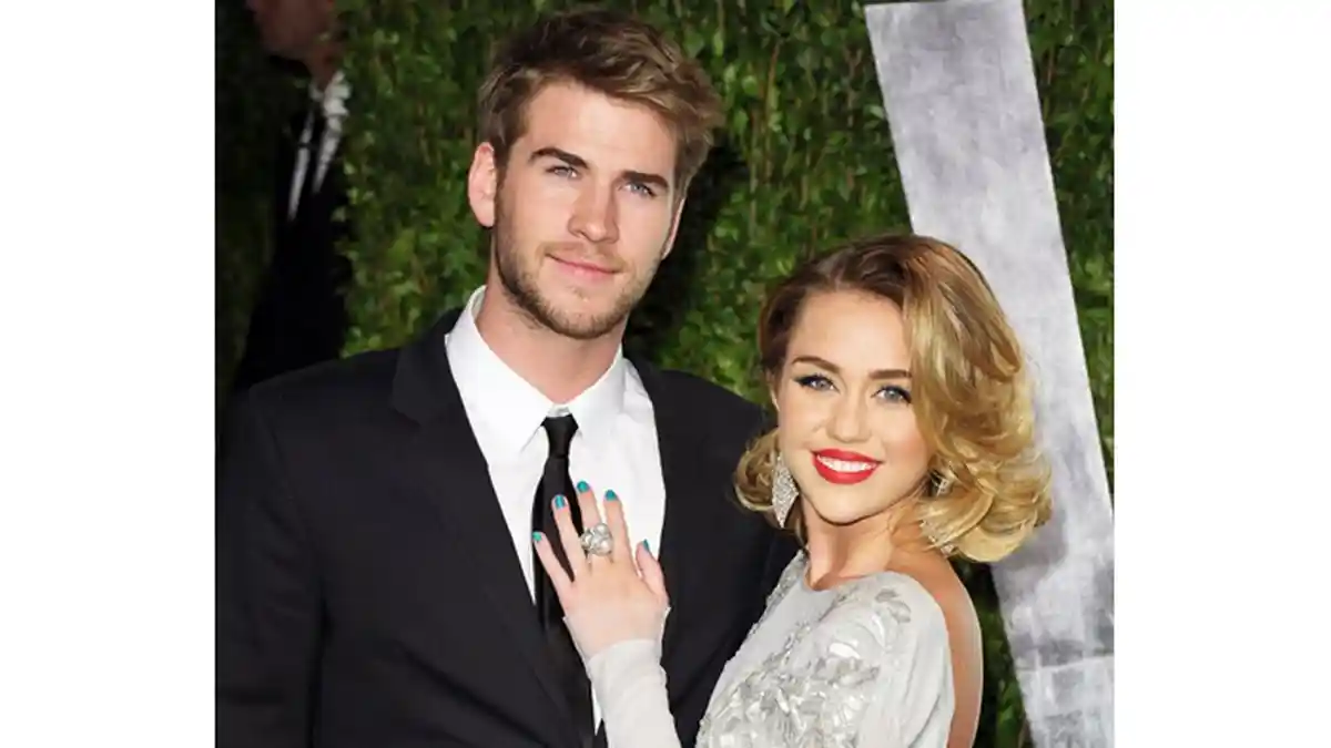 Sering Bingung Cara Berpose dengan Pasangan? Intip 7 Trik Berfoto Khas Hollywood Couple Ini
