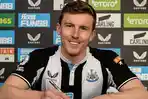 newcastle-united-telah-menyelesaikan-penandatanganan-matt-targett.jpg