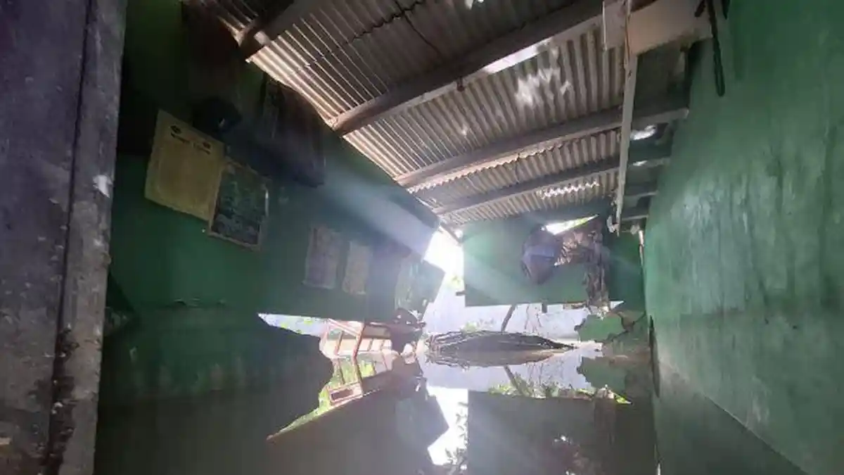 Banjir Mencekam di Dayeuhkolot Bandung, Warga Berjuang Selama Ramadhan