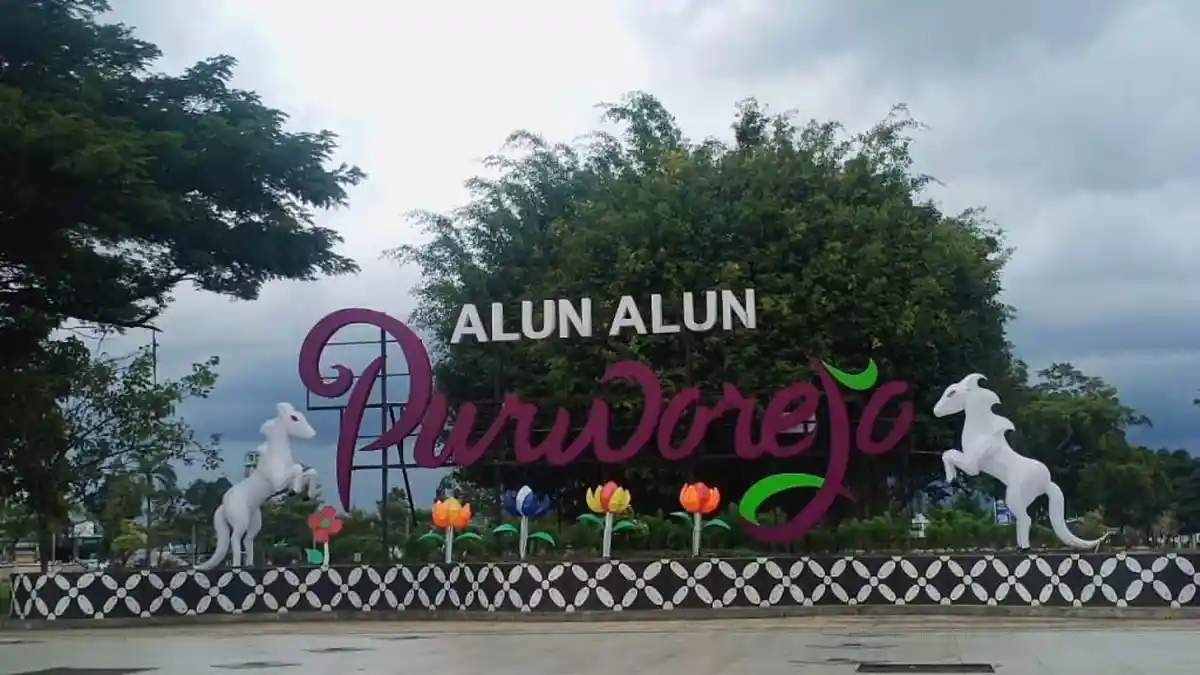 Wajah Baru Alun-Alun Purworejo, Sediakan Wahana Rekreasi Keluarga yang ...