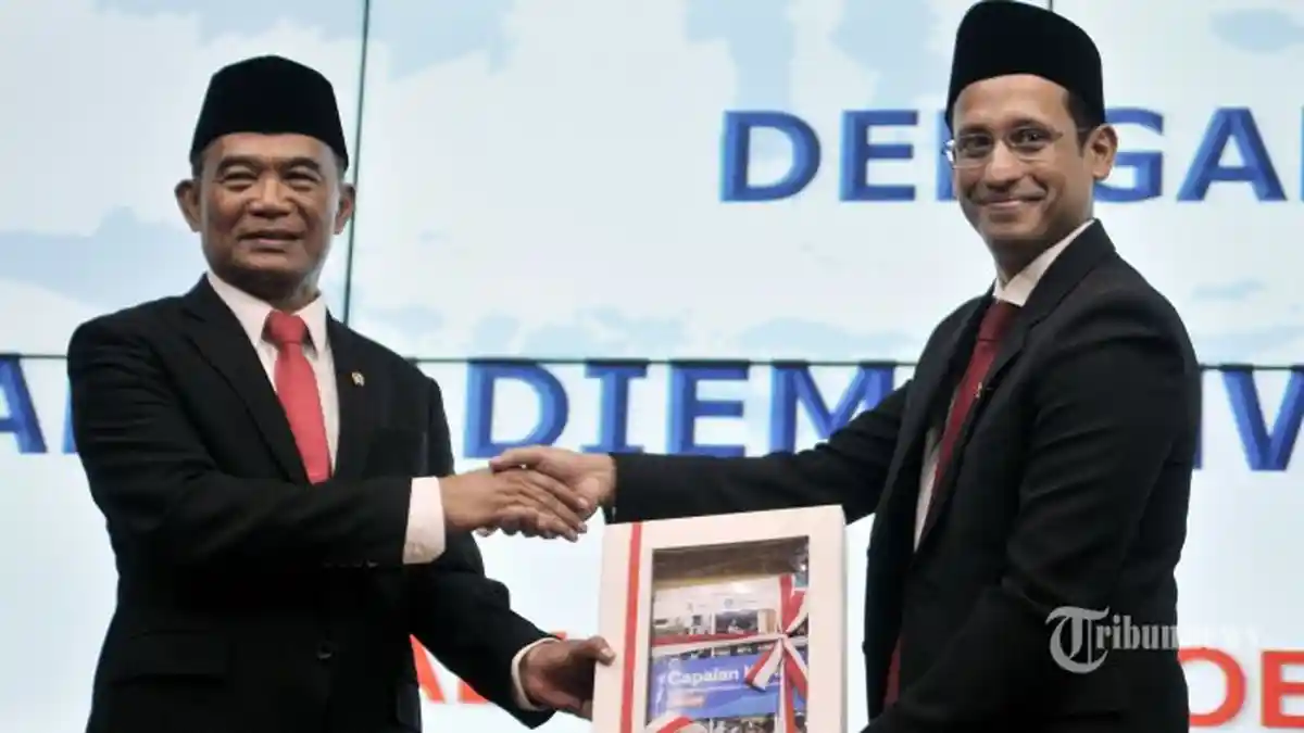 3 Perbedaan Pidato Hari Guru Nadiem Makarim dan Mantan Mendikbud Muhadjir Effendy, Naskahnya Viral!