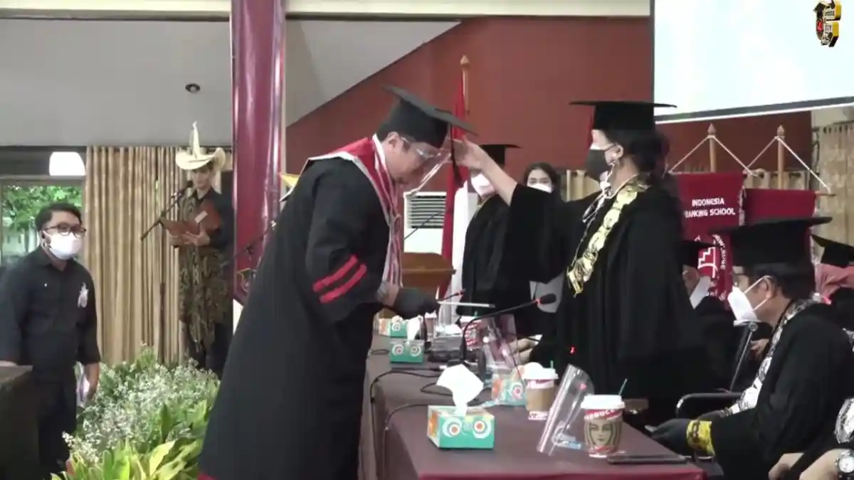 Cegah Penularan Covid-19, Perguruan Tinggi Gelar Wisuda Secara Hybrid