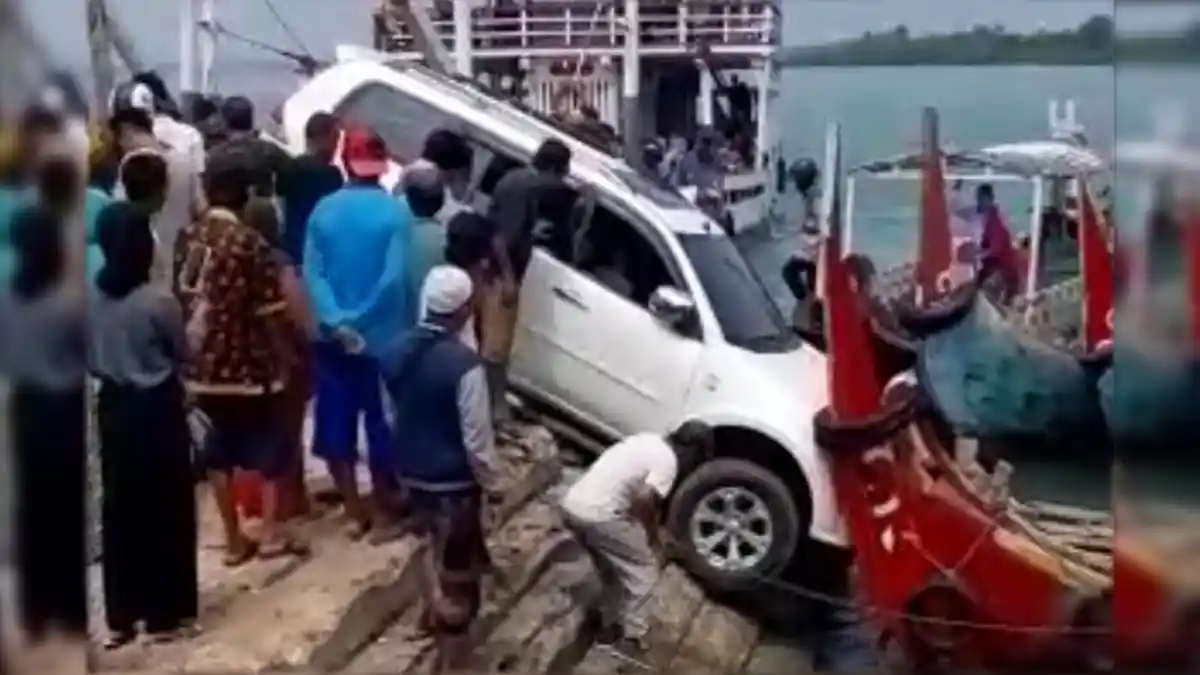 Mobil Pajero Nyaris Tercebur di Pelabuhan Talango Sumenep, Bermula saat Pengemudi Beli Rokok