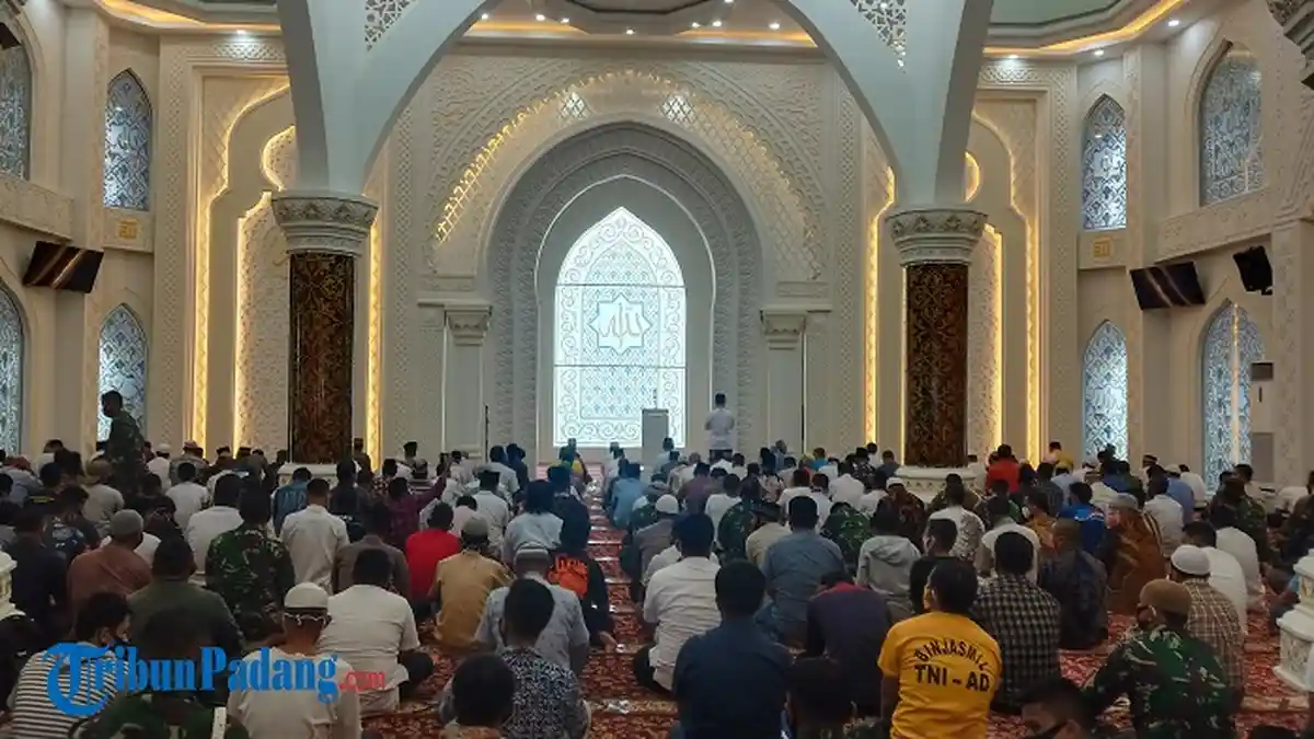 Berikut Panduan Tata Cara Sholat Jumat, Dilengkapi Niat, Syarat dan Sunnah-sunnahnya