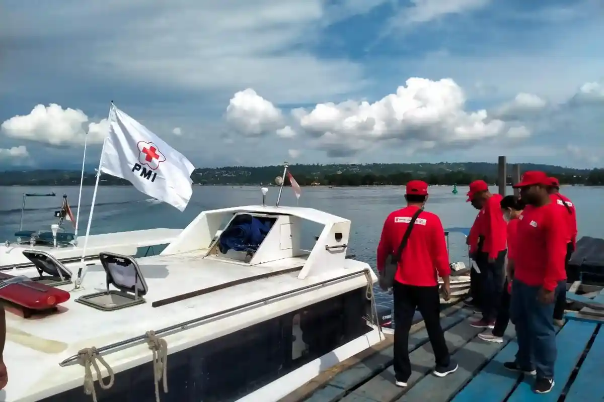 Event W20 dan Y20 di Manokwari, PMI Papua Barat Gelar Pengawalan Melekat di Perairan