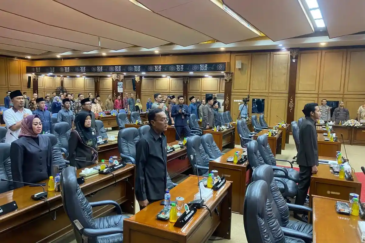 Suhu Politik di Sidoarjo Memanas, Hubungan Bupati dan DPRD Renggang, Rapat Paripurna Diboikot