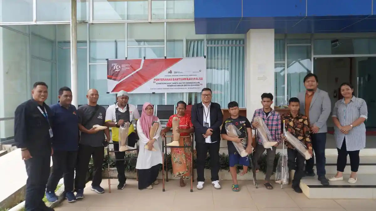 Program TJSL Angkasa Pura ll Tanjungpinang, 8 Orang Terima Kaki Palsu