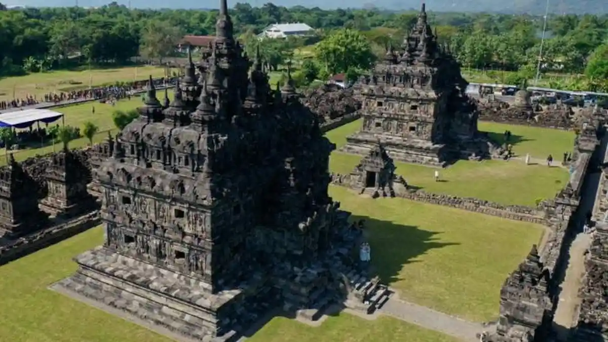 Cuma 5 Menit dari Stasiun Brambanan,  Ada Candi Seindah Ini di Klaten, Ada Mitos Pasangan Berkunjung