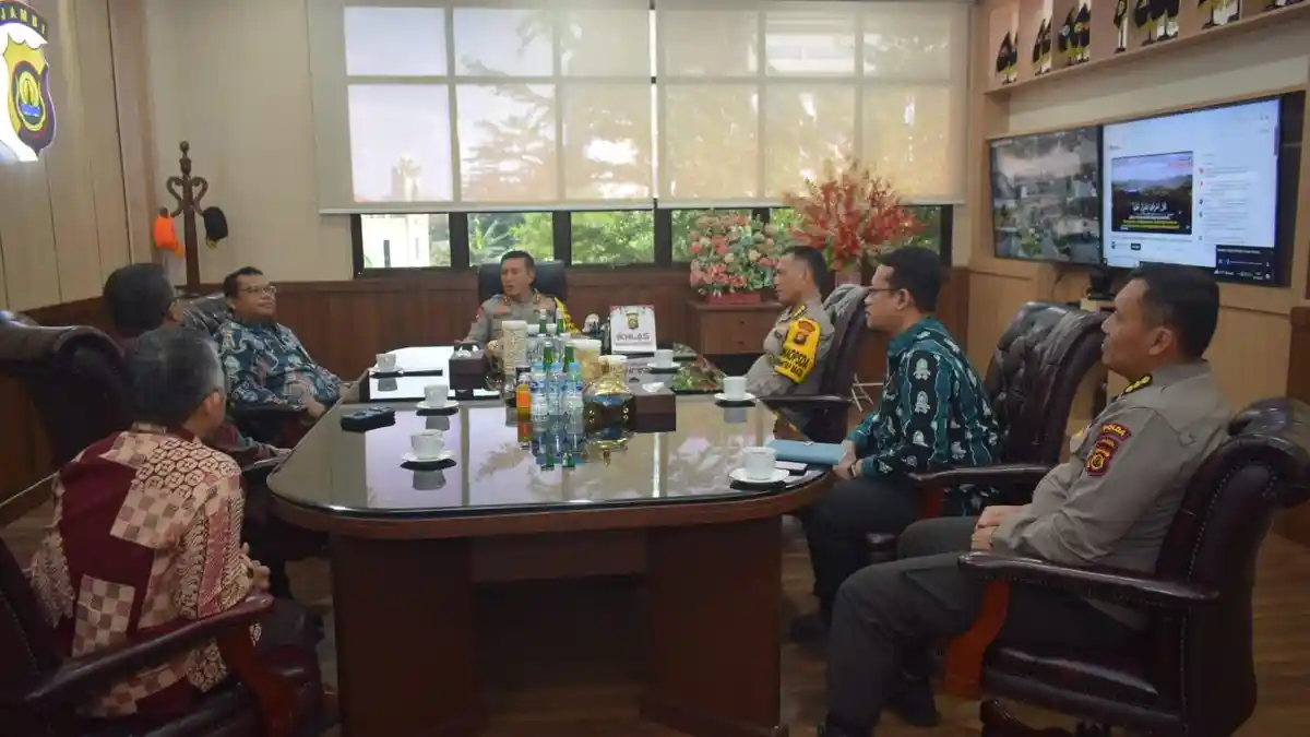 Kapolda Irjen Rusdi Sambut Hangat Silaturahmi Kepala BPK Perwakilan Jambi