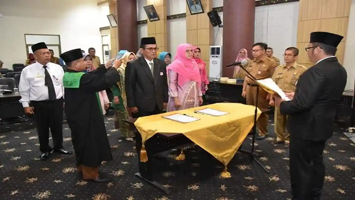 7 Pejabat pada BPKAD dan Bapenda Pemkot Padang Bergeser, Ada Rotasi dan Promosi Jabatan