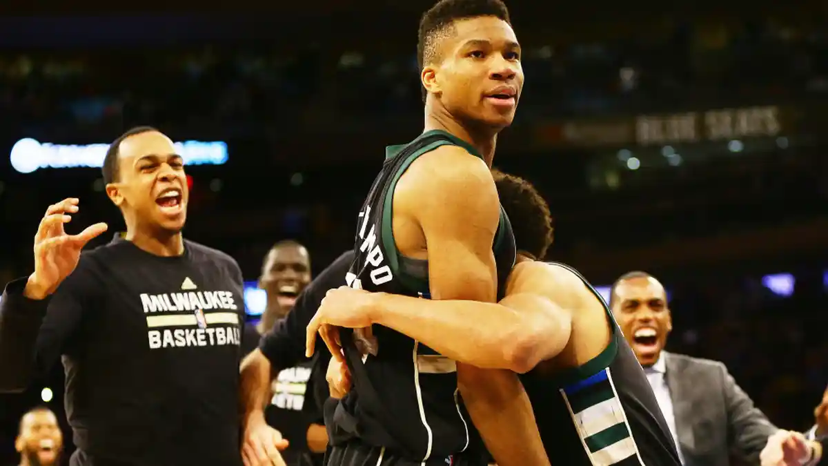 Milwaukee Bucks Kembali Tembus Semifinal Wilayah Setelah 18 Tahun Menanti