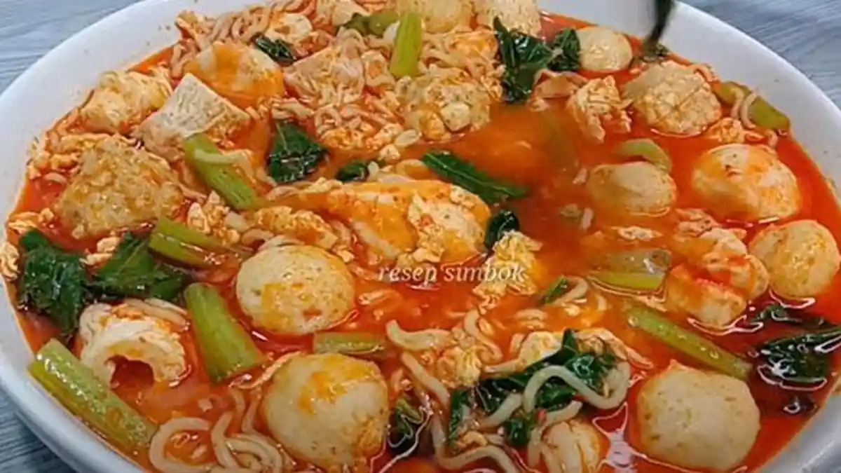 Resep Seblak Kuah Pedas, Tambahkan Aneka Bakso Ikan