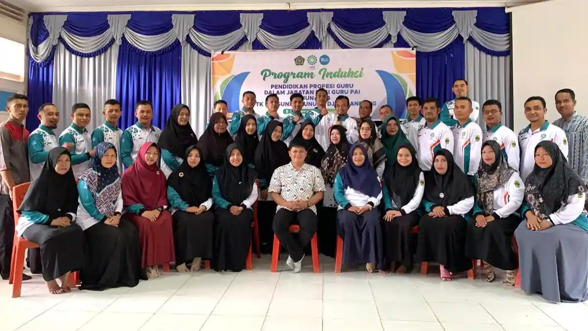 Bahagianya Guru PAI di Lingga Ini Lulus Pendidikan Profesi Guru di UIN Sunan Gunung Djati