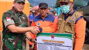 Mantan-Pangdam-XVPattimura-Mayjen-TNI-Syafrial.jpg