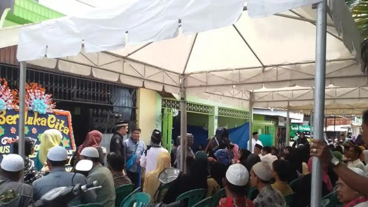 Ibunda Ustad Maulana Hajjah Masita Meninggal Dunia