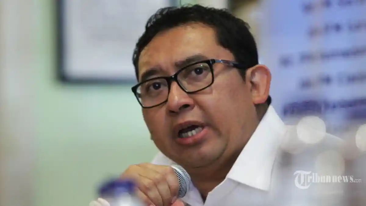 Ruhut Heran, Kenapa Fadli Zon Dendam Kesumat dengan Ahok?