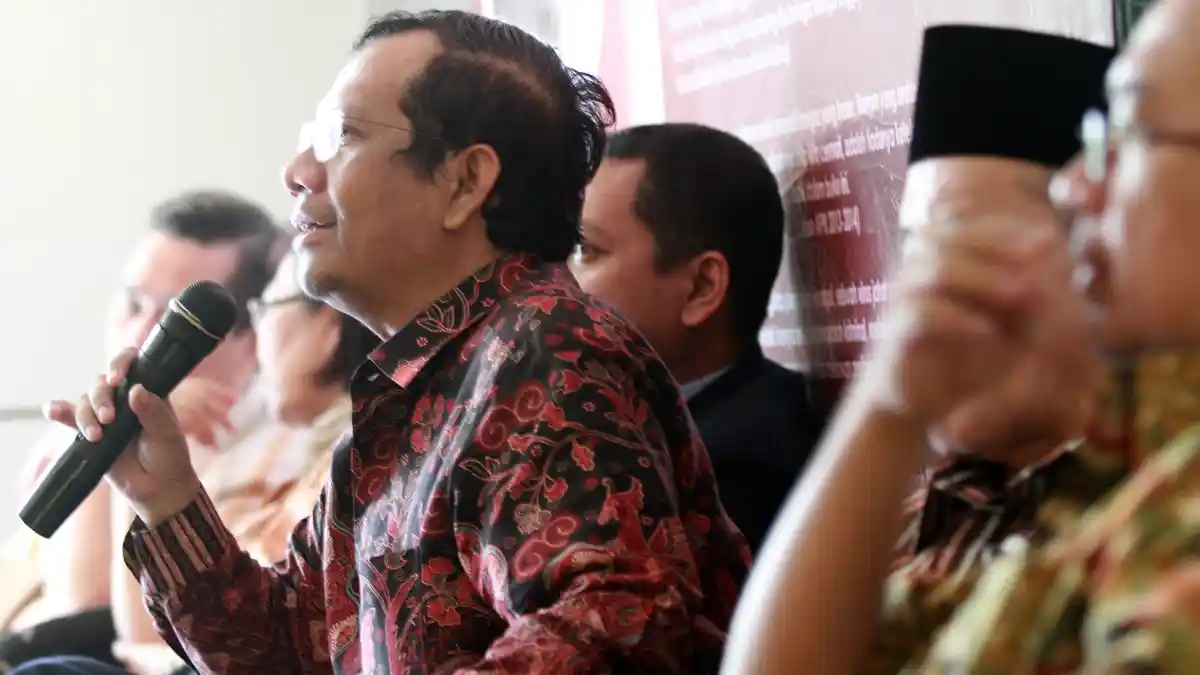 Masih Berduka Mahfud MD Enggan Bahas Pengganti Ketum Gerindra
