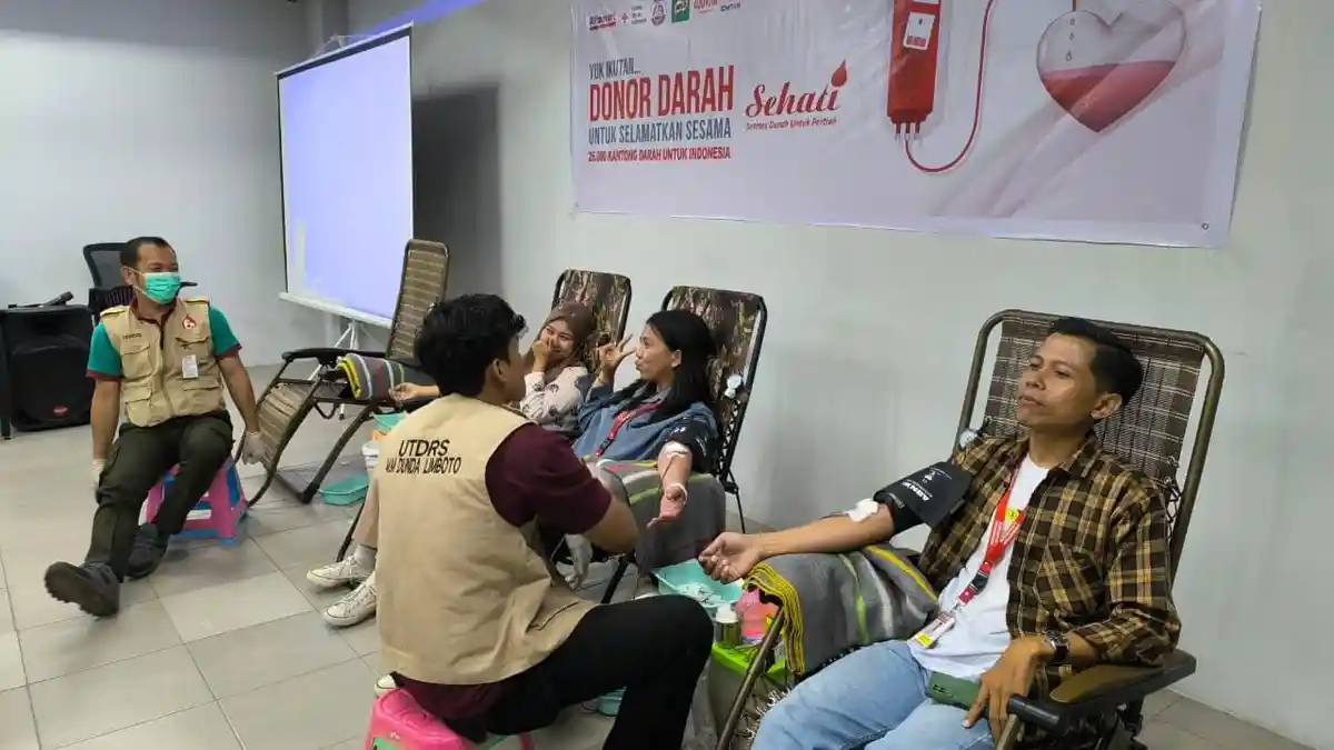 Ulang Tahun ke-26, Alfamart Kumpulkan 26 Ribu Kantong Darah di 34 Kota