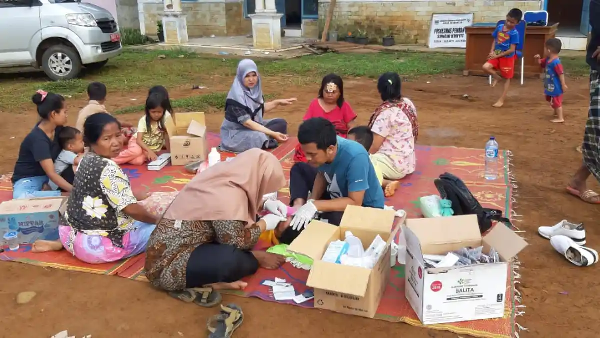 Pascagempa, BPBD Sumbar Kirim 30 Tenda ke Solok Selatan untuk Ratusan Pengungsi