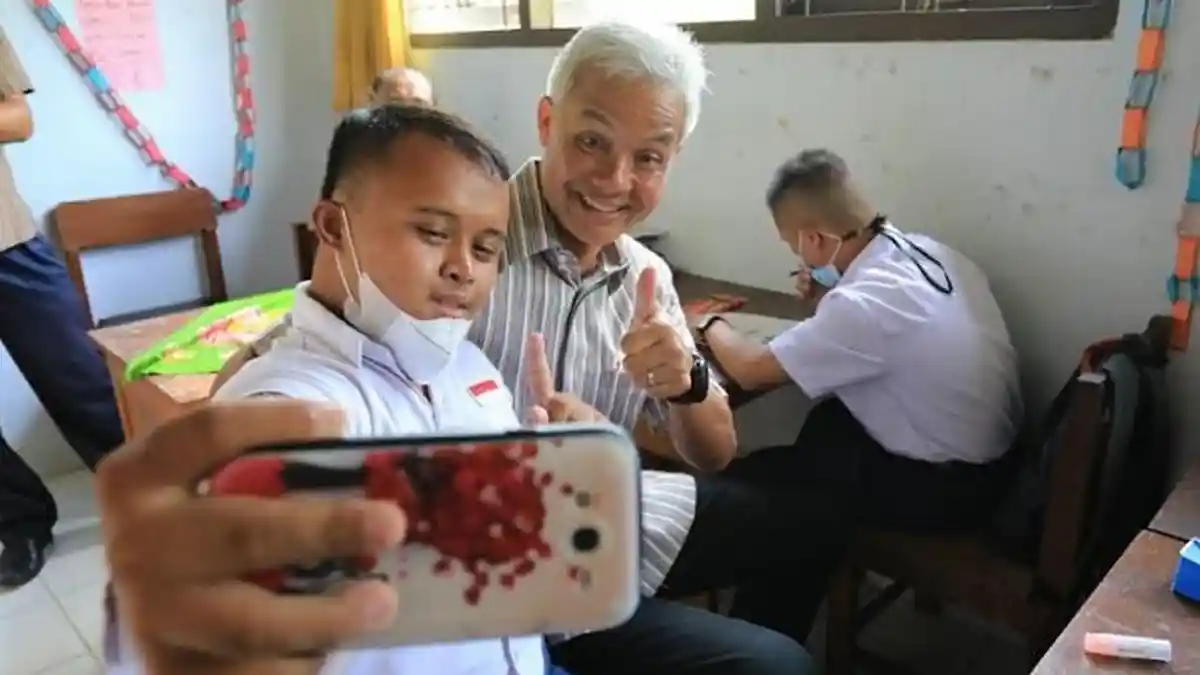 Seru-seruan Ganjar Bareng Anak Berkebutuhan Khusus di Kebumen