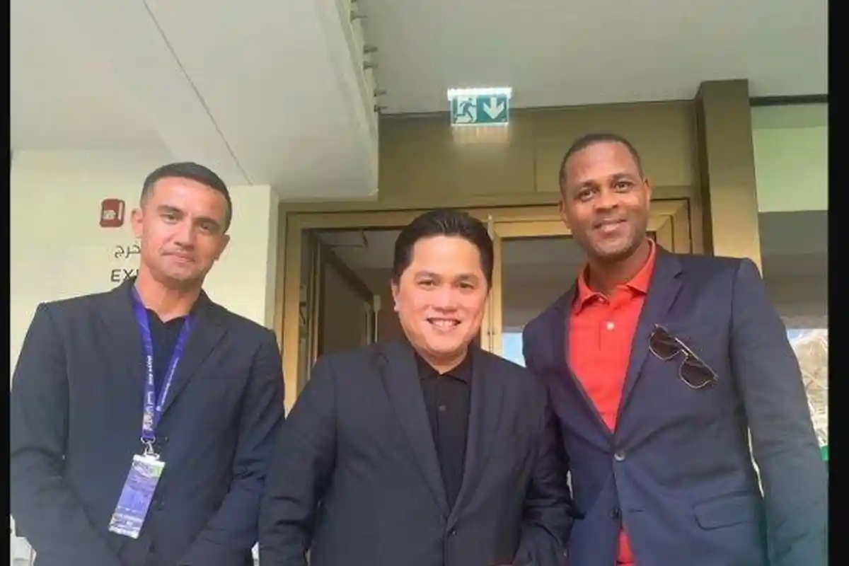 Viral Foto Patrick Kluivert Bareng Erick Thohir, Ex Barcelona Masuk Calon Pengganti Shin Tae-yong