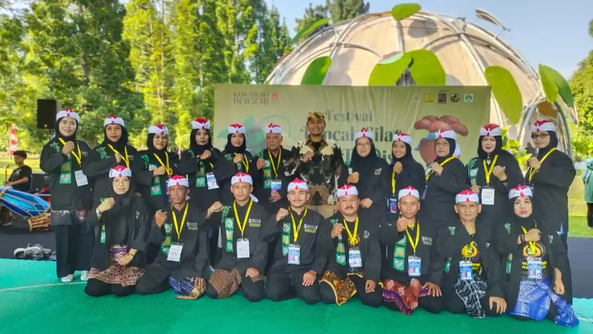 Festival Pencak Silat Seni Tradisi Kebun Raya, 412 Pendekar dari 67 Perguruan Silat Unjuk Gigi