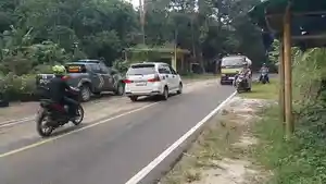 Kecelakaan-beruntun-terjadi-di-Jalan-Raya-zsfda.jpg