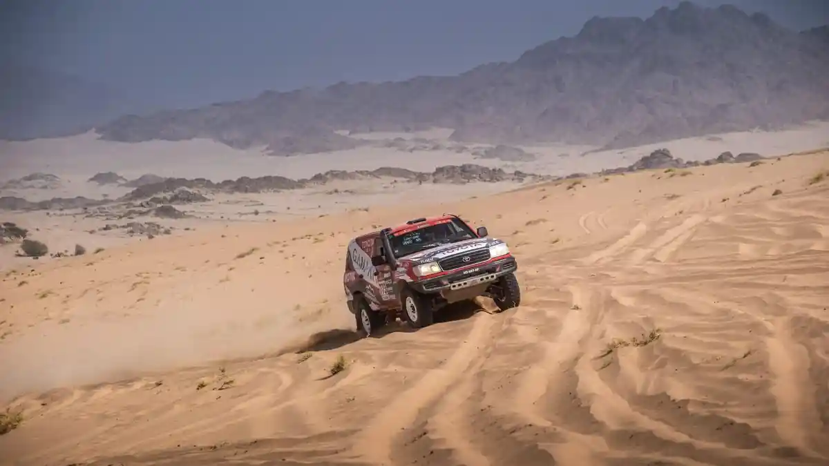Kiprah Julian Johan di Rally Dakar 2026, Tampil Konsisten Tembus 5 Besar