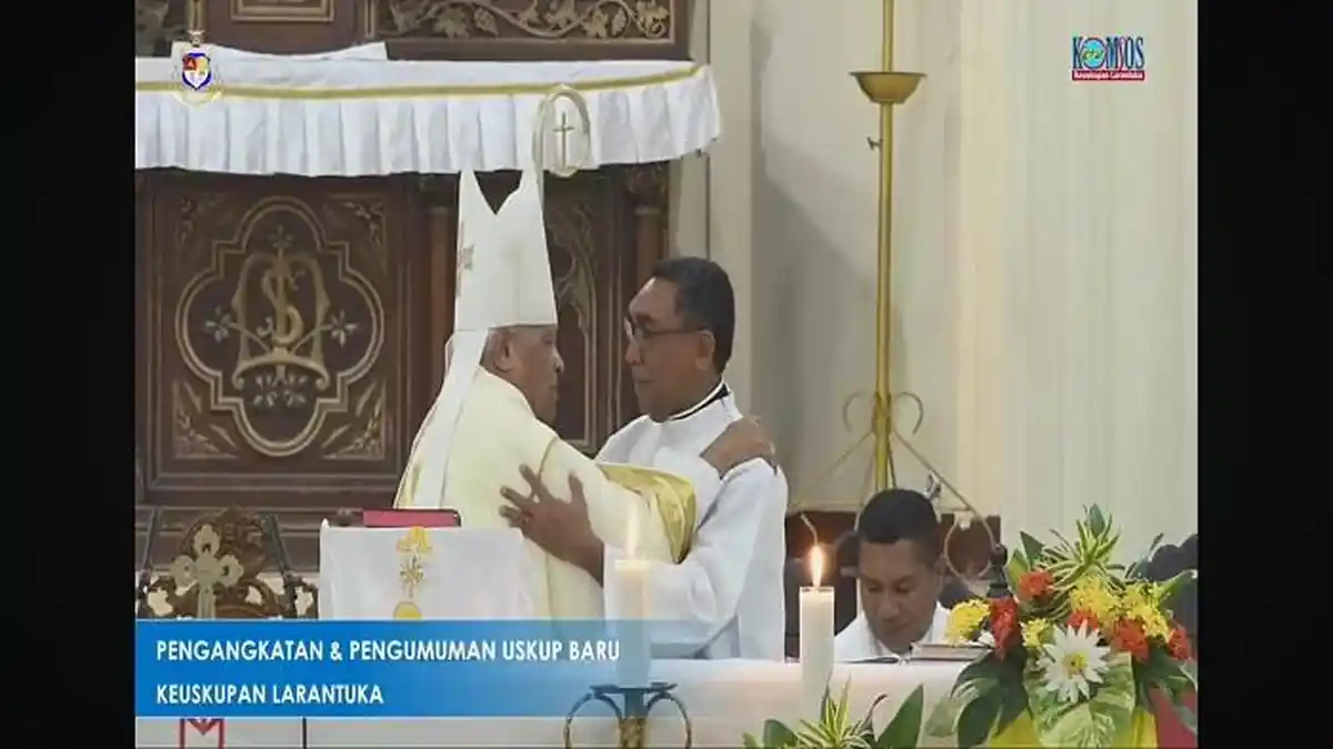 Uskup Larantuka Terpilih Romo Hans Monteiro Menyapa Umat: Malam Bae Semua
