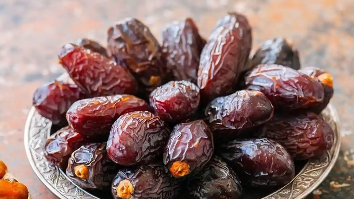 Manfaat Konsumsi Kurma saat Buka Puasa, Membantu Menurunkan Tekanan Darah