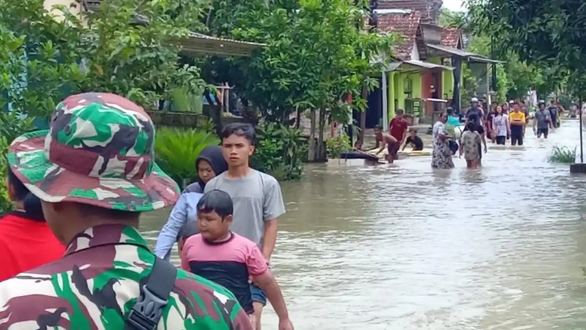 Dua Desa di Kecamatan Dander Bojonegoro Lumpuh Akibat Banjir Luapan Bengawan Solo