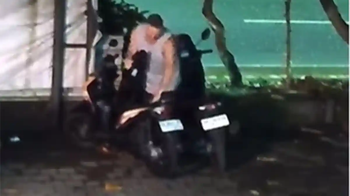 Oknum WNA Curi BBM di Bali, Modal Selang AC, Ambil Bensin dari Sepeda Motor yang Terparkir