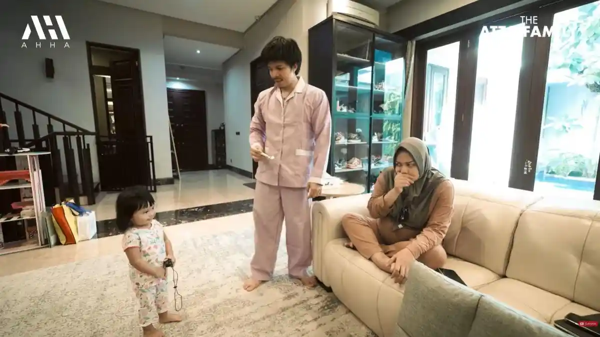 Aurel Hermansyah Minta Atta Halilintar Cosplay jadi Suroh dan Jaga Ameena