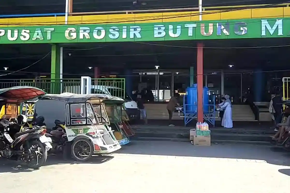 Pasar Grosir Mulai Sepi Jelang Pemberlakuan PSBB di Makassar