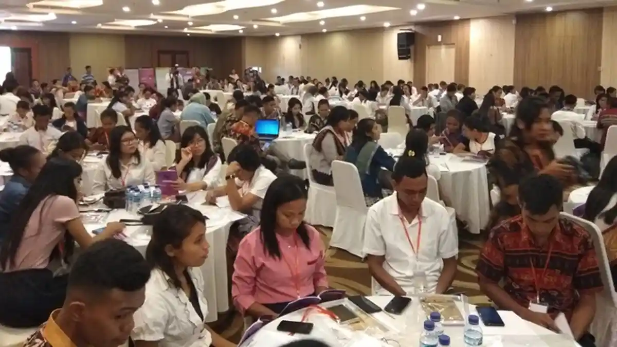 Mahasiswa Kupang Antusias Ikut Seminar Nasional HIMPRO ke-4 FKH Universitas Undana